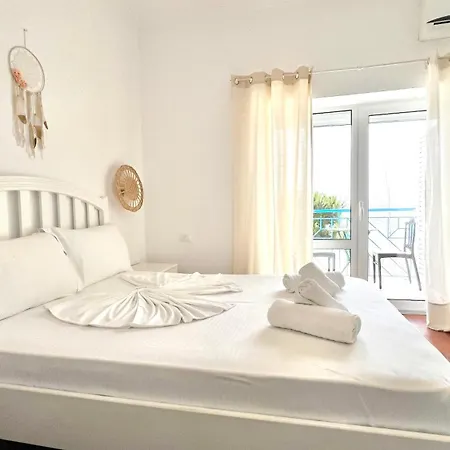 Nubes ゲストハウス ヒマラ